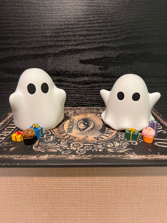 Adopt-A-Ghost Birthday Accessory Pack - Accessory Amulet Collection